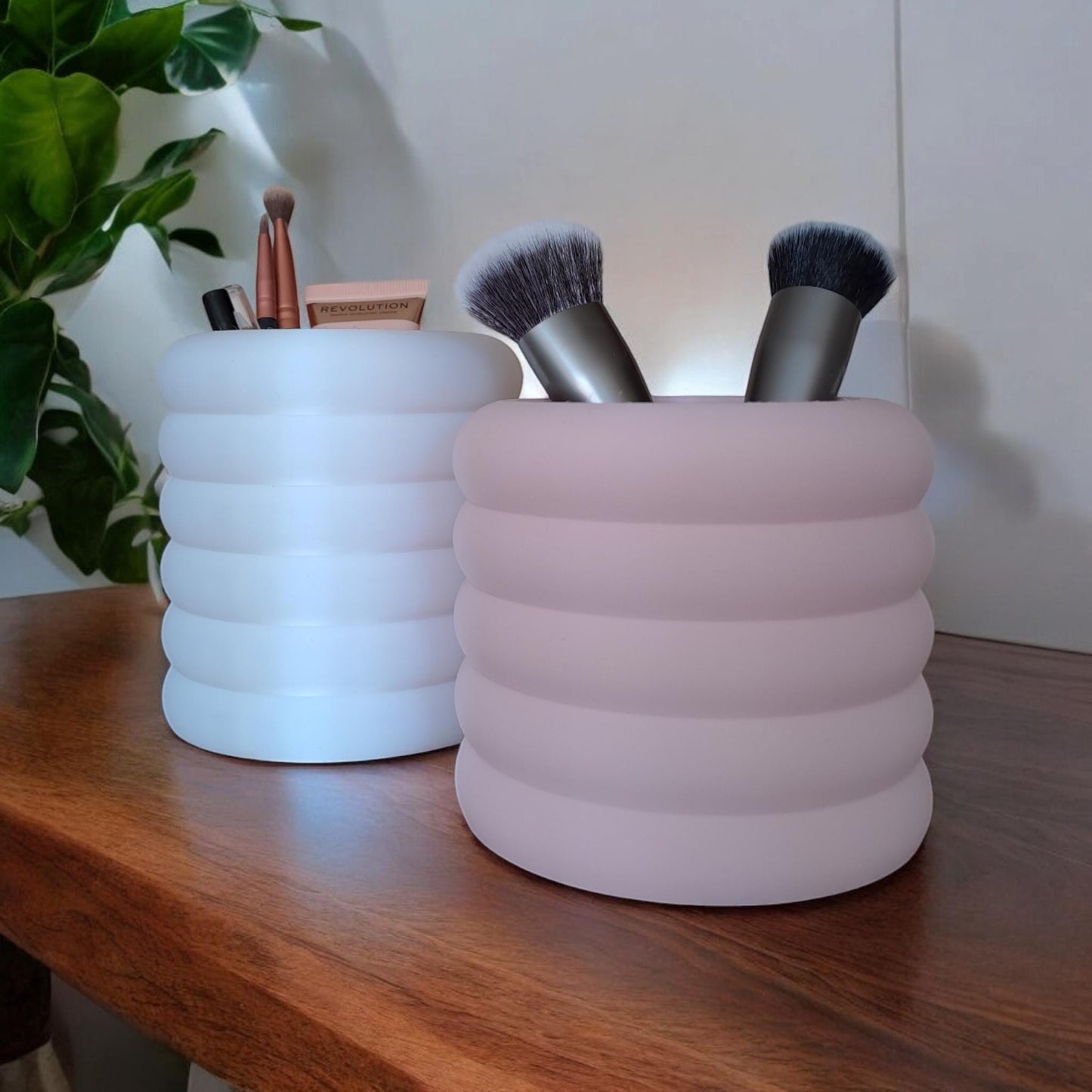 3D Printed Makeup Brush Organiser – 5 or 6 Ring Holder