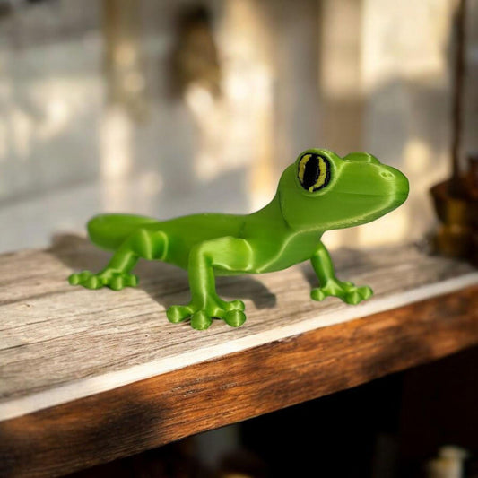 3D Printed Vibrant Gecko Sculpture – Animal Home Décor UK