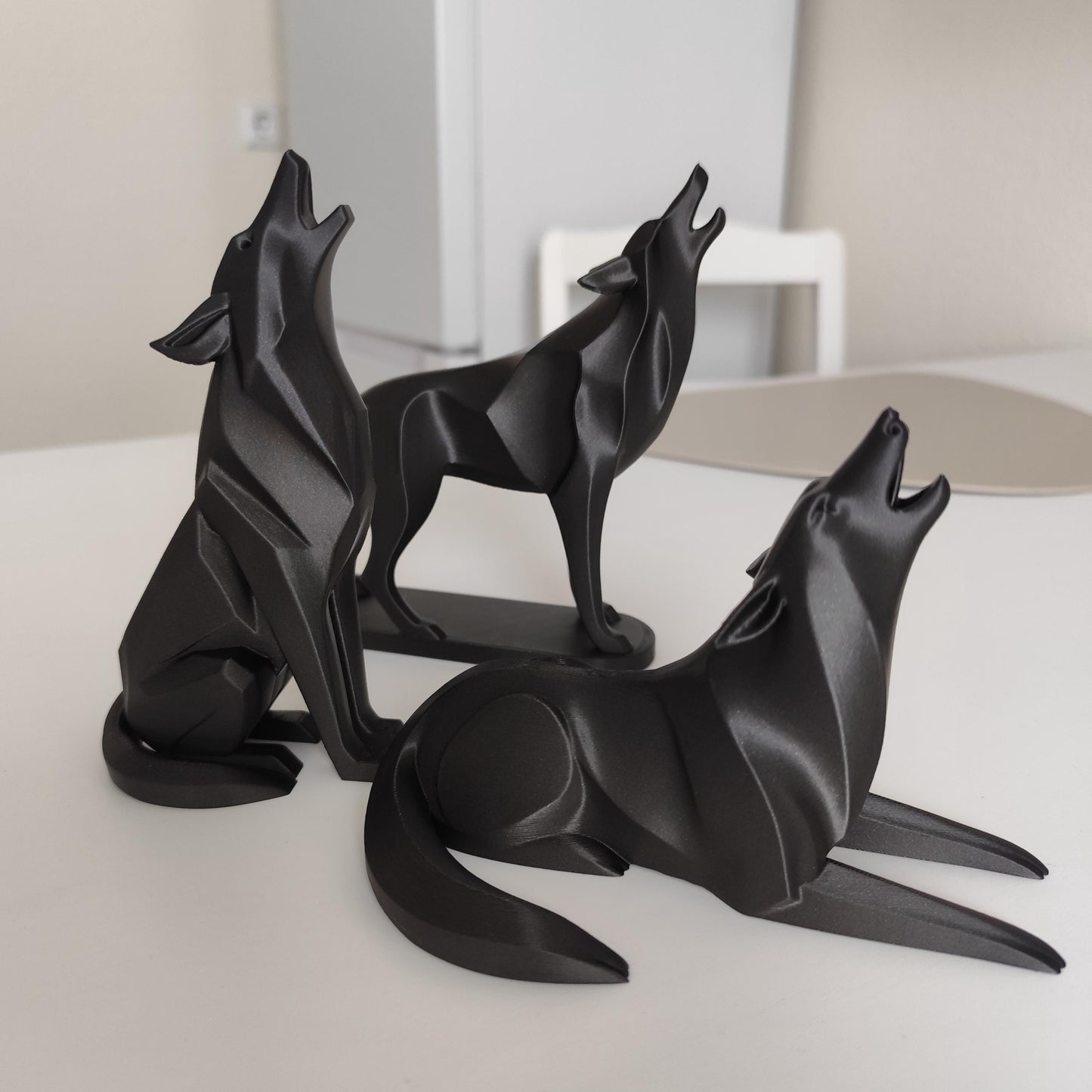 3D Printed Majestic Wolf Sculpture