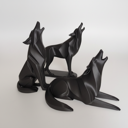 3D Printed Majestic Wolf Sculpture