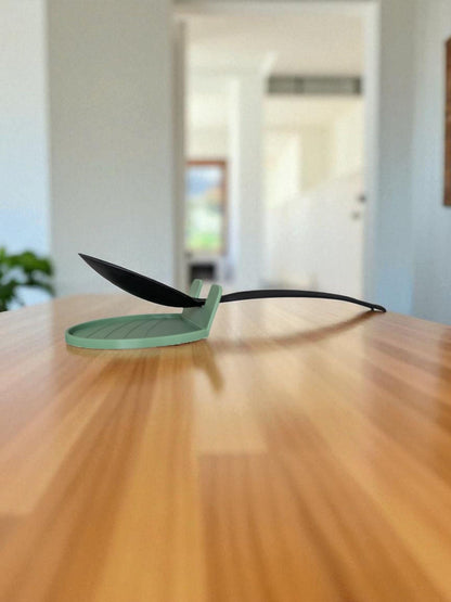 Modern Kitchen Utensil Holder