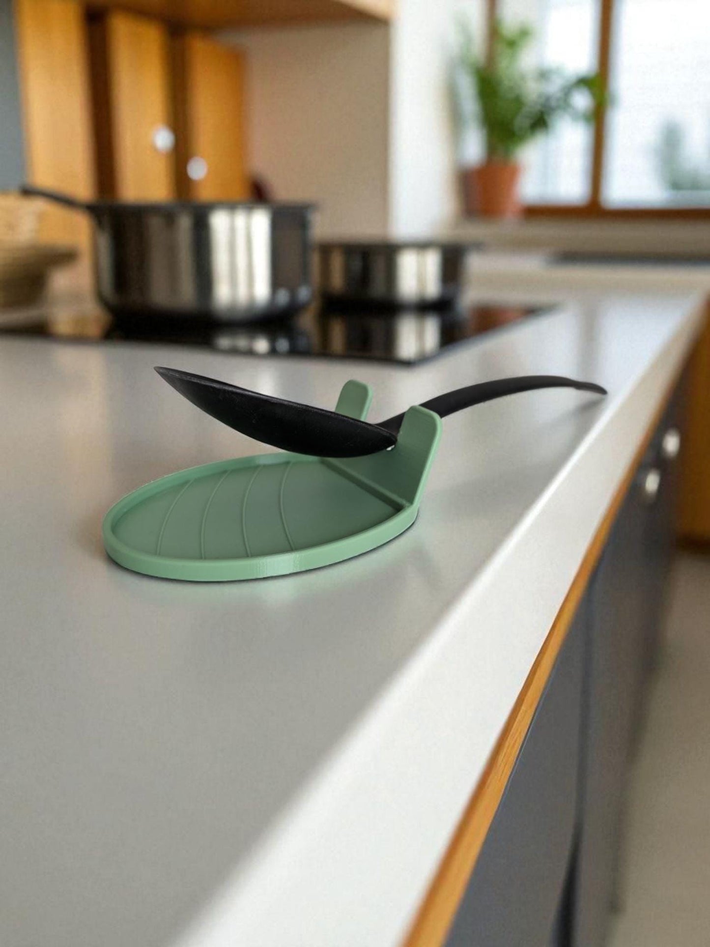 Modern Kitchen Utensil Holder