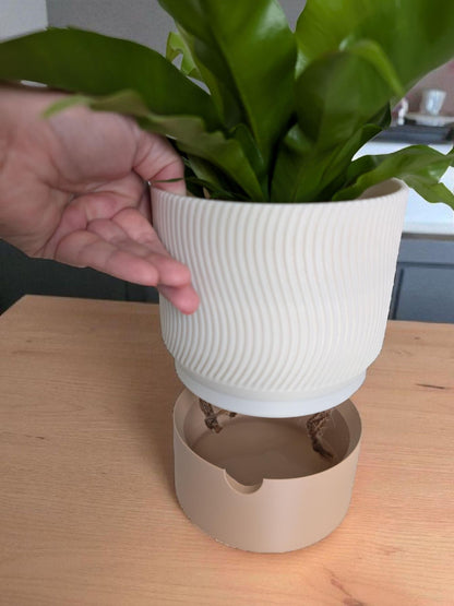 3D Printed Ribbed Planter Set – 2-Piece Self-Watering Plant Pots