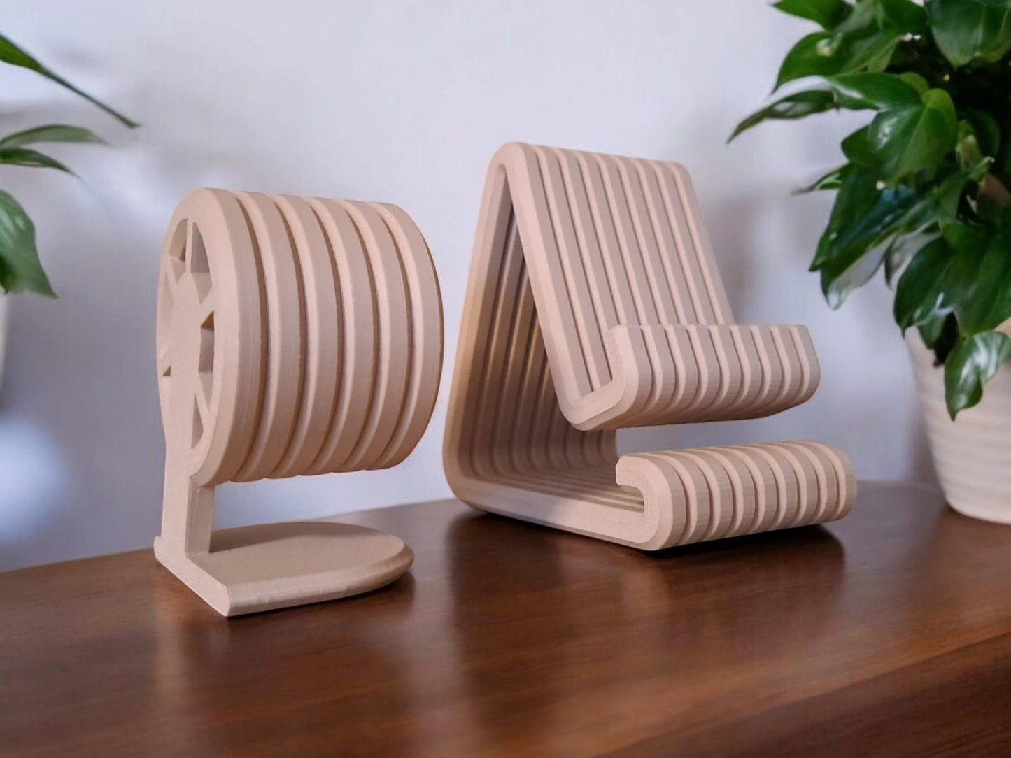 3D Printed Phone & Watch Stand Set