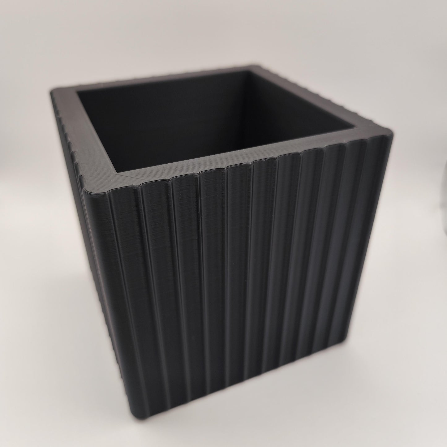 3D Printed Square Ribbed Kitchen Utensil Holder