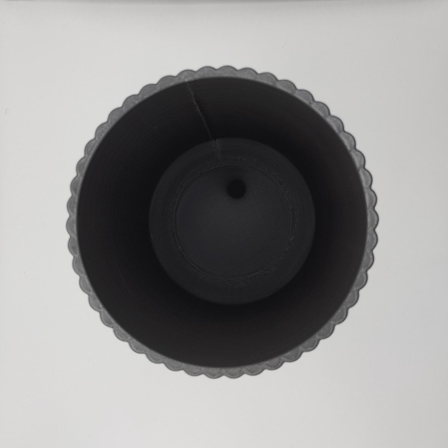 Round Ribbed Kitchen Utensil Holder