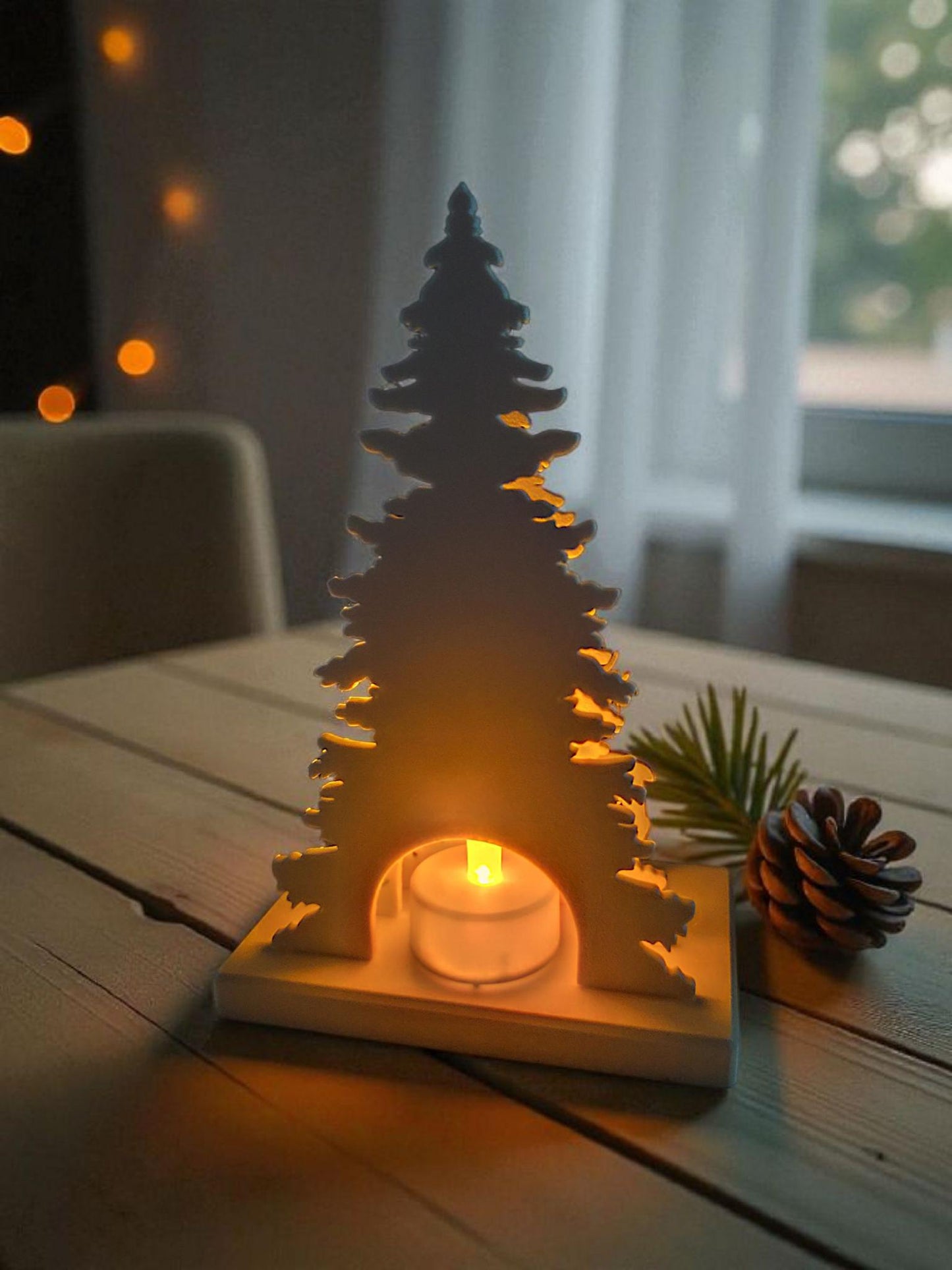 Reindeer & Tree tealight – White Christmas Decoration