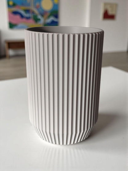 Ribbed Kitchen Utensil Holder