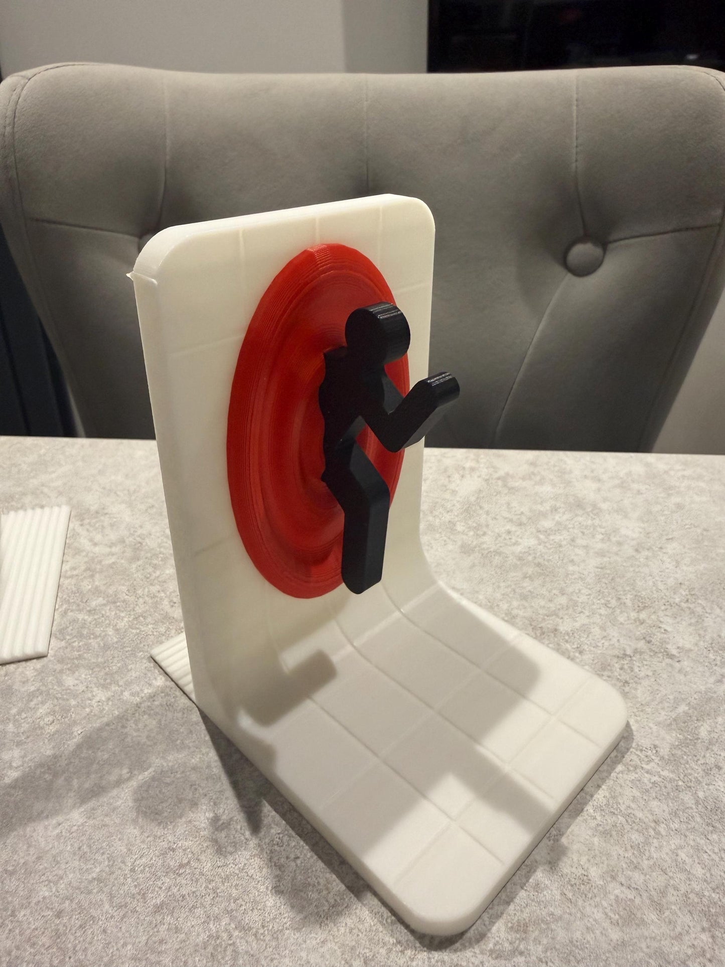 3D Printed Time Portal Bookends – Sci-Fi Shelf Décor UK