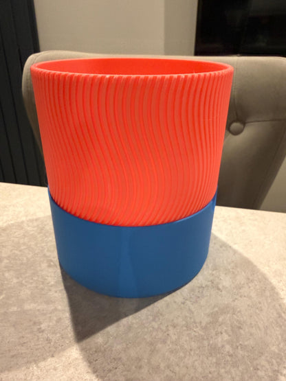 3D Printed Ribbed Planter Set – 2-Piece Self-Watering Plant Pots
