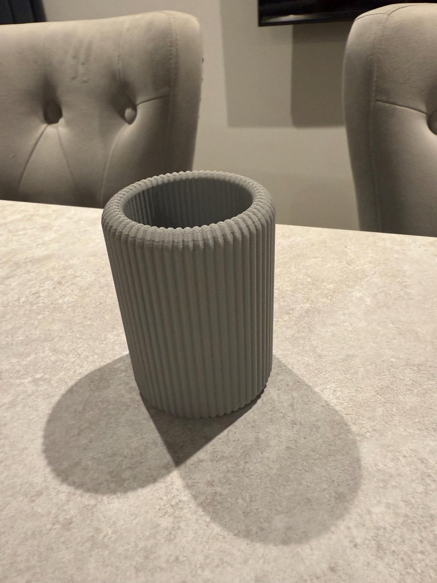 Modern Ribbed Toothbrush & Paste Holder