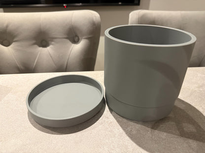 Round Planter with Saucer
