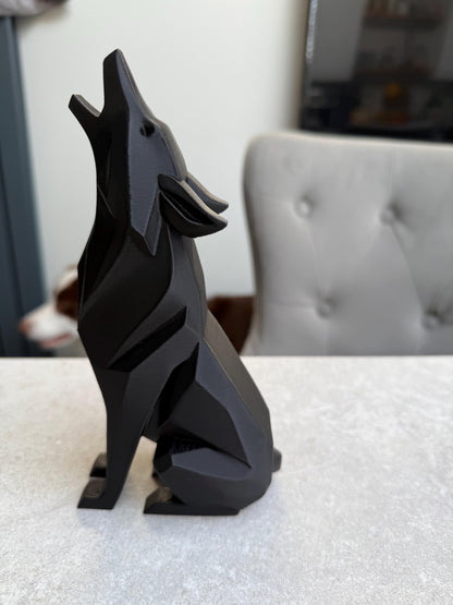 3D Printed Majestic Wolf Sculpture