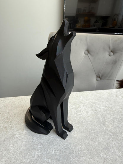 3D Printed Majestic Wolf Sculpture