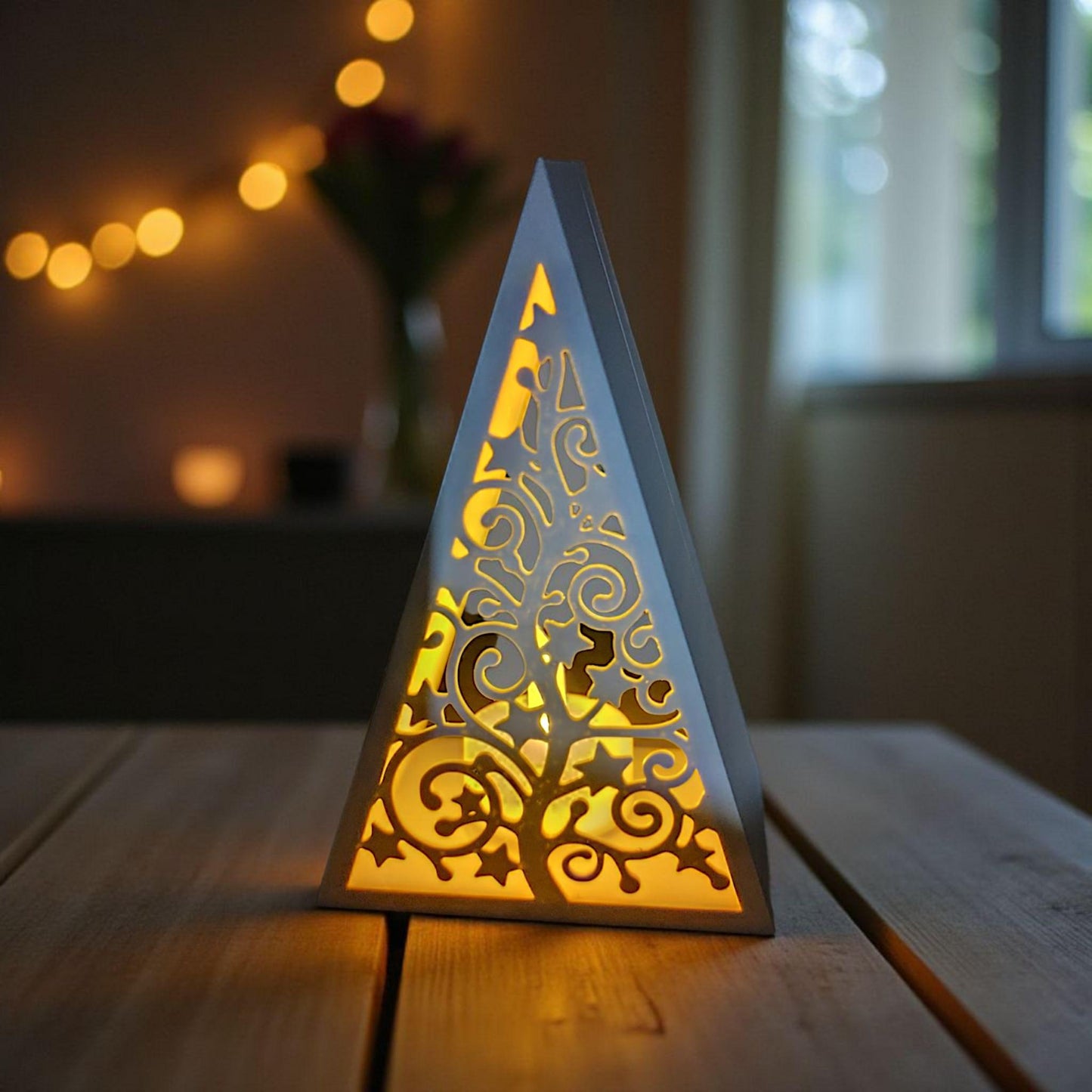 3D Printed Pyramid Christmas Tree Tealight Lantern
