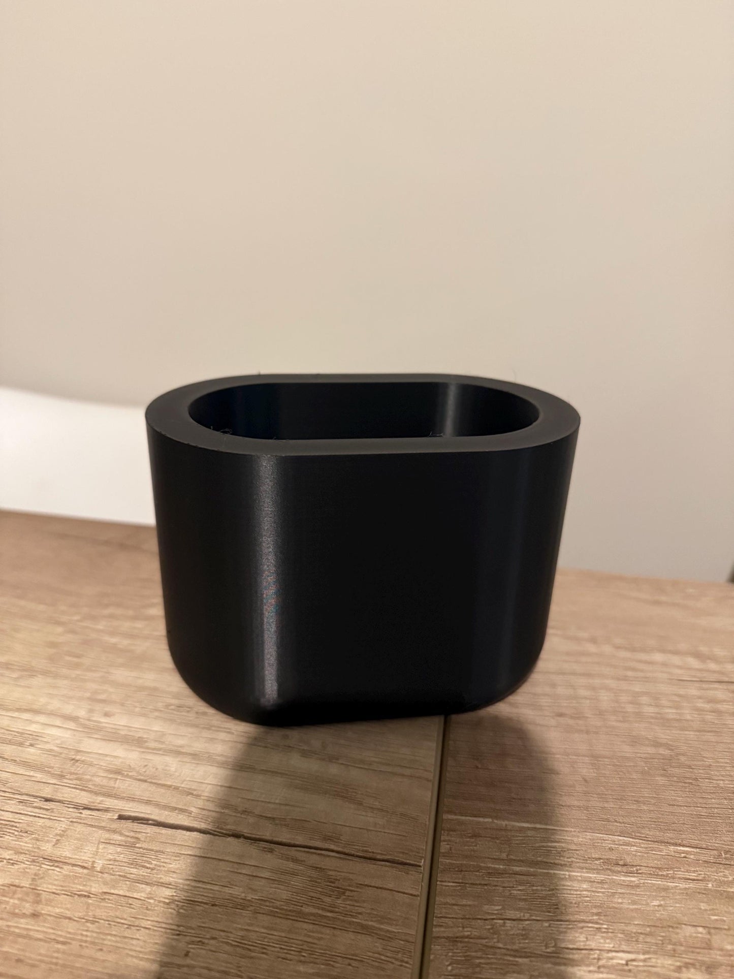 3D Printed Remote Control Holder – Rounded Sofa Organiser
