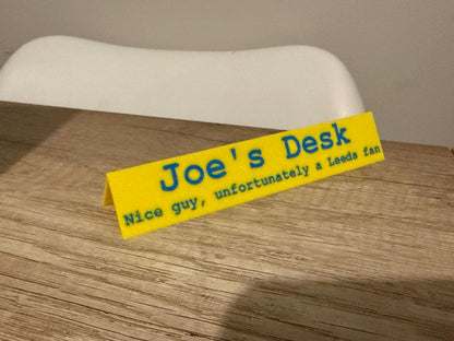 3D Printed Fully Customisable Free-Standing Desk Sign