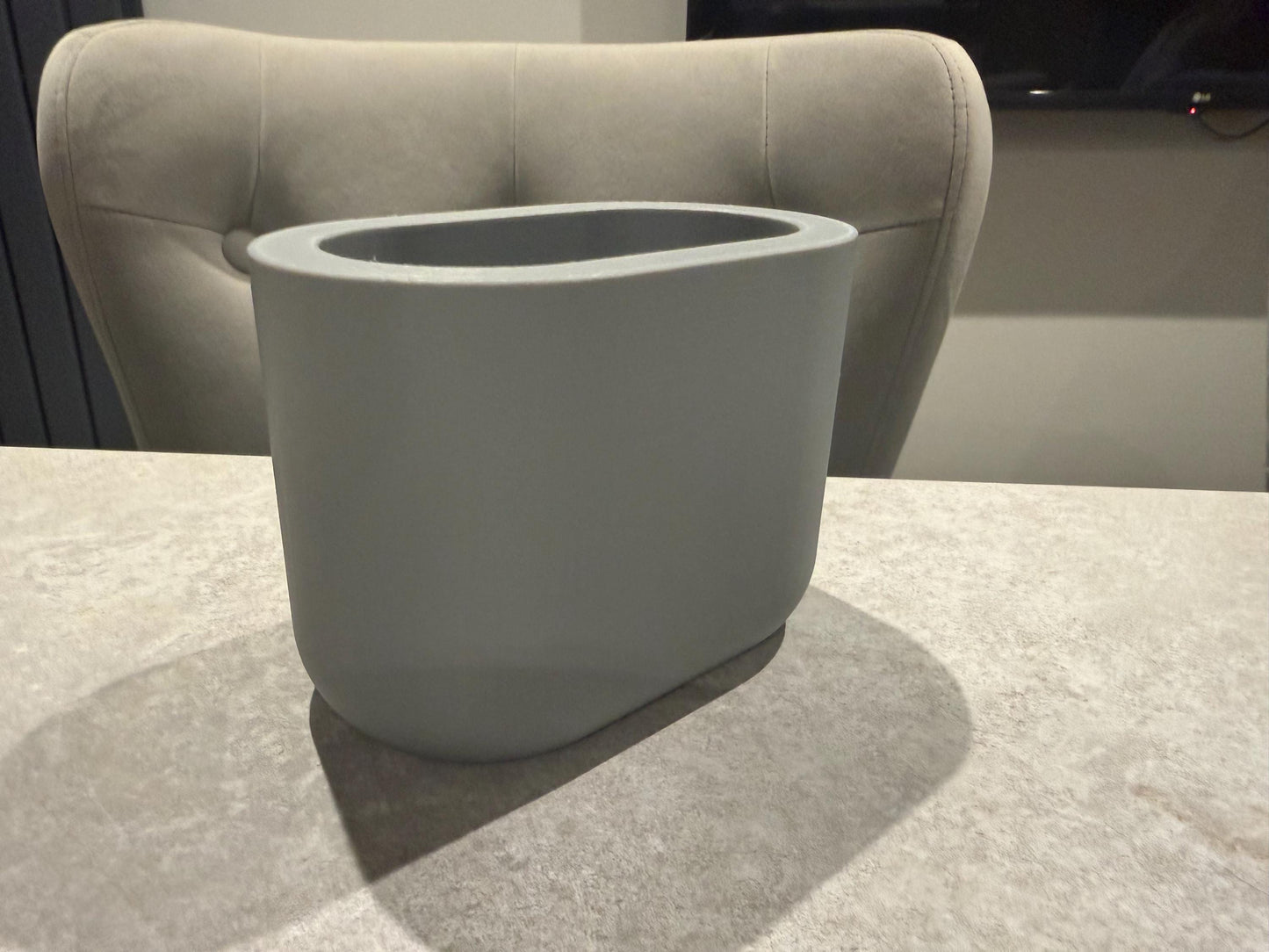 3D Printed Remote Control Holder – Rounded Sofa Organiser