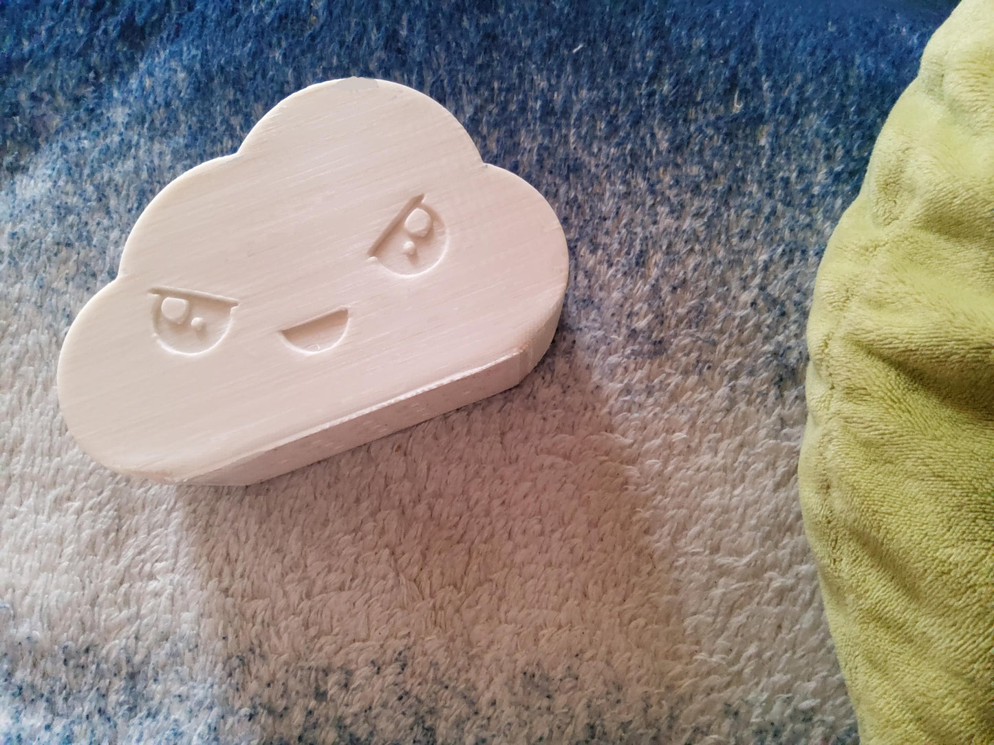 3D Printed Rain Cloud Sand & Water Pourer
