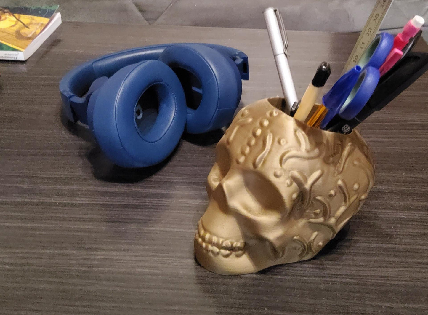 3D Printed Skull Desk Pen Organiser