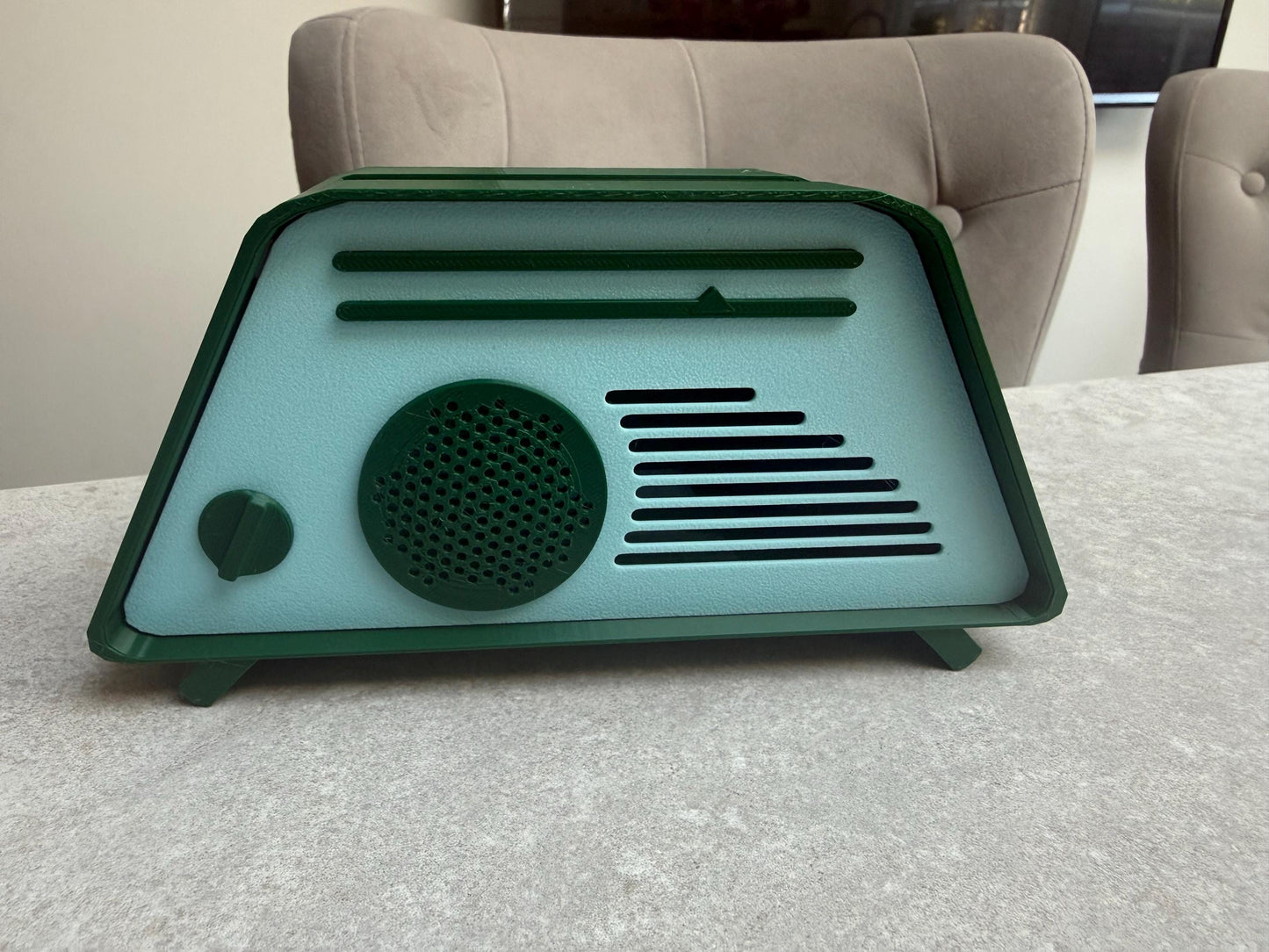 3D Printed Retro Phone Speaker Amplifier – Passive Sound Booster Dock